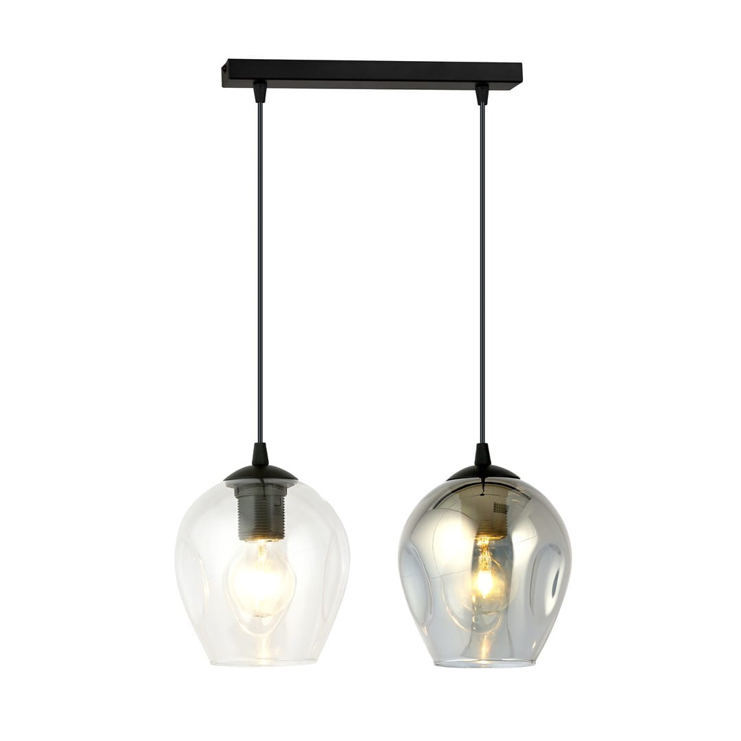 Lampa wisząca Istar mix 2-punktowa z czarnym stelażem i szklanymi kloszami: jeden przezroczysty, drugi w kolorze szarym. Klosze mają zaokrąglony kształt, zwisają na cienkich linkach, co podkreśla nowoczesny styl.