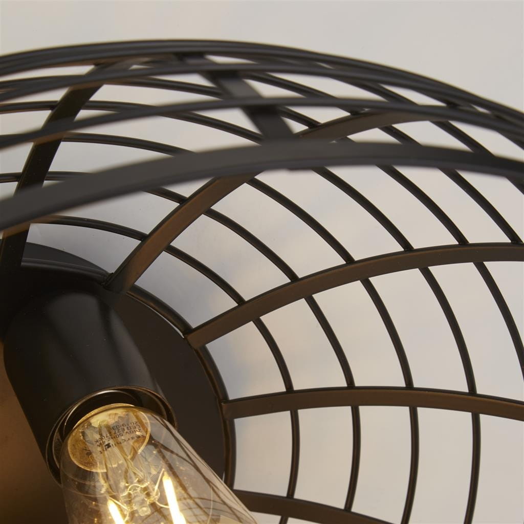 Lampa sufitowa Vision 3xE27 w kolorze czarnym z metalową, ażurową osłoną. Ujęcie z góry, pokazujące wewnętrzną część klosza oraz żarówkę. Czyste linie i minimalistyczny design, idealna do nowoczesnych wnętrz.