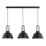Lampa wisząca Mirave z trzema kloszami, czarna z złotymi detalami. Klosze mają okrągły kształt, zawieszone na czarnych przewodach. Elementy metalowe w kolorze złotym, montowane na prostokątnej podstawie. Idealna do nowoczesnych wnętrz.
