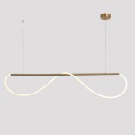 Lampa wisząca Meleca LP-2345/1P w kolorze złotym z pilotem, z unikalnym kształtem w formie nieskończoności. Oświetlenie LED o mocy 36W, zawieszona na cienkich linkach. Prosta, nowoczesna konstrukcja, idealna do eleganckich wnętrz.