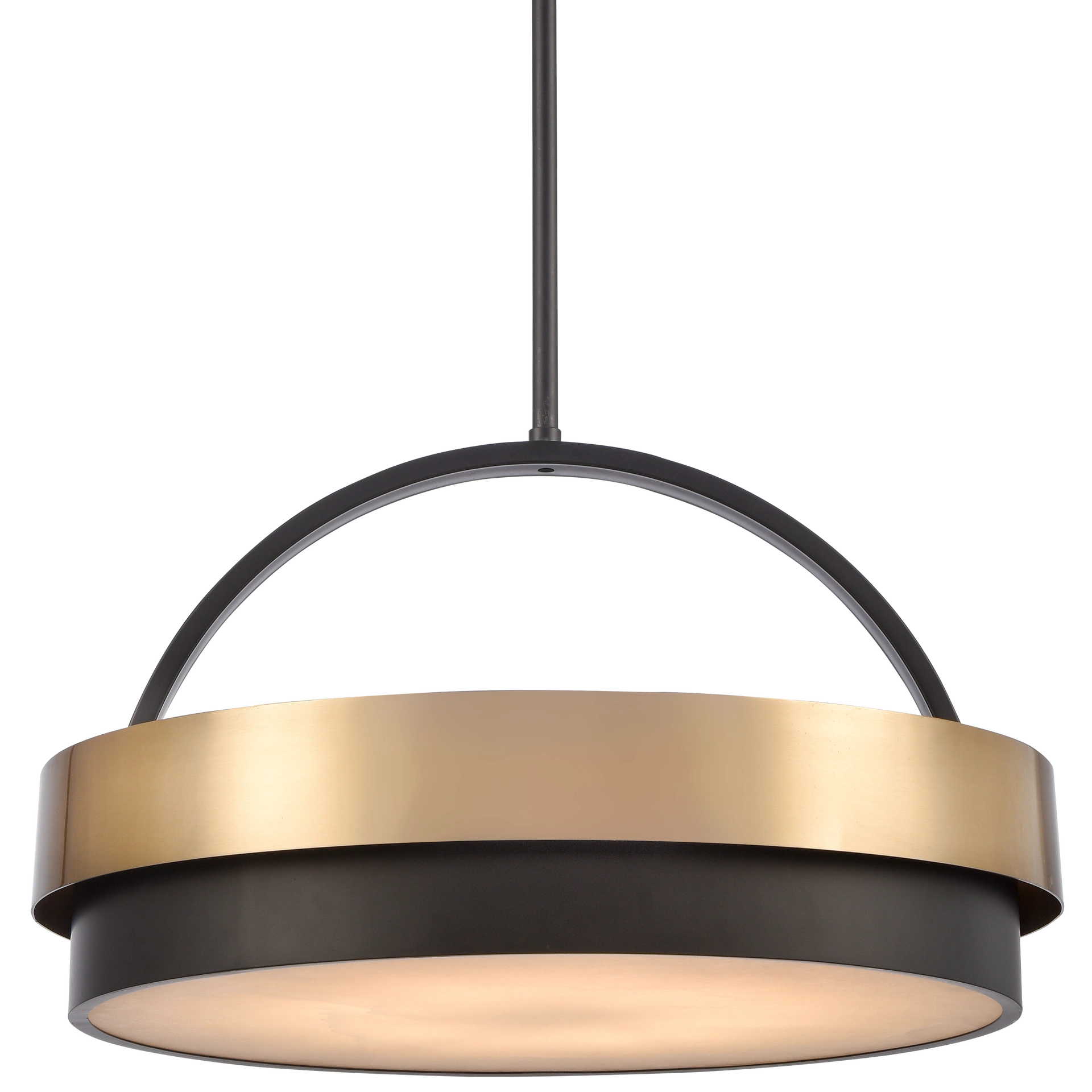 Lampa wisząca Coburg D60 z sześcioma oprawami E14, w kolorze czarnym i mosiężnym. Okrągła, z matowym kloszem i metalowymi detalami. Zawieszona na cienkim przewodzie, widok z przodu. Idealna do nowoczesnych wnętrz.