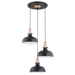Lampa wisząca Solo z trzema kloszami 3xE27 w kolorze czarnym, z drewnianymi elementami. Klosze w kształcie stożka, z białymi wnętrzami, zawieszone na czarnych linkach. Montaż sufitowy z okrągłą podstawą.