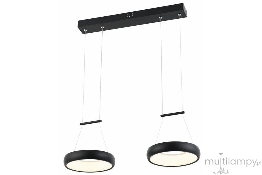 Lampa wisząca Thea z dwoma źródłami LED o mocy 24W, w kolorze czarnym. Posiada okrągłe, matowe klosze oraz prostokątną, czarną podsufitkę. Zawieszona na cienkich, regulowanych linkach. Idealna do nowoczesnych wnętrz.