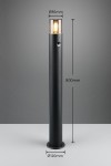 Lampa stojąca ogrodowa Hoosic H80 z czujnikiem ruchu, o wysokości 800 mm i średnicy 120 mm, w kolorze czarnym z przydymionym kloszem. Kształt cylindryczny, z widocznym przyciskiem na obudowie. Tło szare, produkt w pozycji stojącej.
