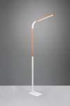Lampa podłogowa Norris z białym metalowym stelażem i jasnym drewnianym akcentem. Posiada prostokątną podstawę oraz zakrzywioną rączkę z wbudowanym oświetleniem LED o mocy 11W. Ujęcie frontalne na szarym tle.