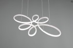 Lampa wisząca Fly w kolorze białym z jednym źródłem LED o mocy 32W. Konstrukcja składa się z kilku okrągłych pierścieni o różnej wielkości, zawieszonych na cienkich linkach. Zdjęcie ukazuje lampę w ujęciu frontalnym na szarym tle.