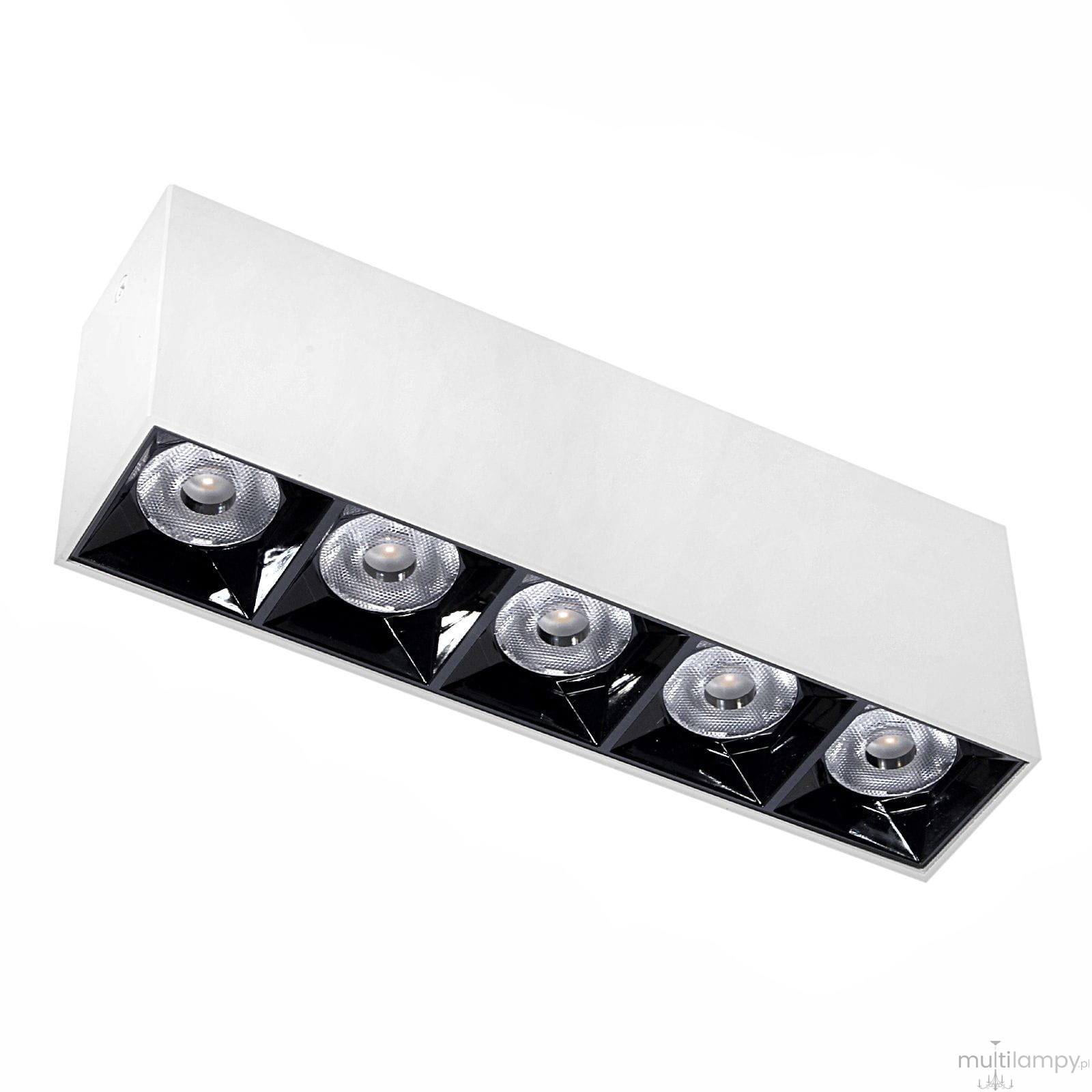 Lampa sufitowa LED o mocy 15W, w kolorze białym i czarnym, z pięcioma reflektorami. Kąt ujęcia z boku, ukazujący prostokątną konstrukcję oraz wypukłe soczewki reflektorów. Idealna do nowoczesnych wnętrz.