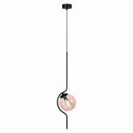 Lampa wisząca Vela z czarnym metalowym zawieszeniem i bursztynową, okrągłą kloszem. Klosz w kształcie kuli zawieszony na cienkim przewodzie, montowany do sufitu. Prosta, nowoczesna forma. Idealna do wnętrz w stylu minimalistycznym.