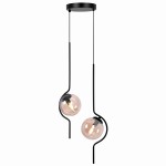 Lampa wisząca Vela z dwoma źródłami światła E14, w kolorze czarnym z bursztynowymi kloszami. Produkt zawieszony na cienkich linkach, z okrągłym, czarnym mocowaniem sufitowym. Klosze mają zaokrąglony kształt i przezroczystą fakturę.