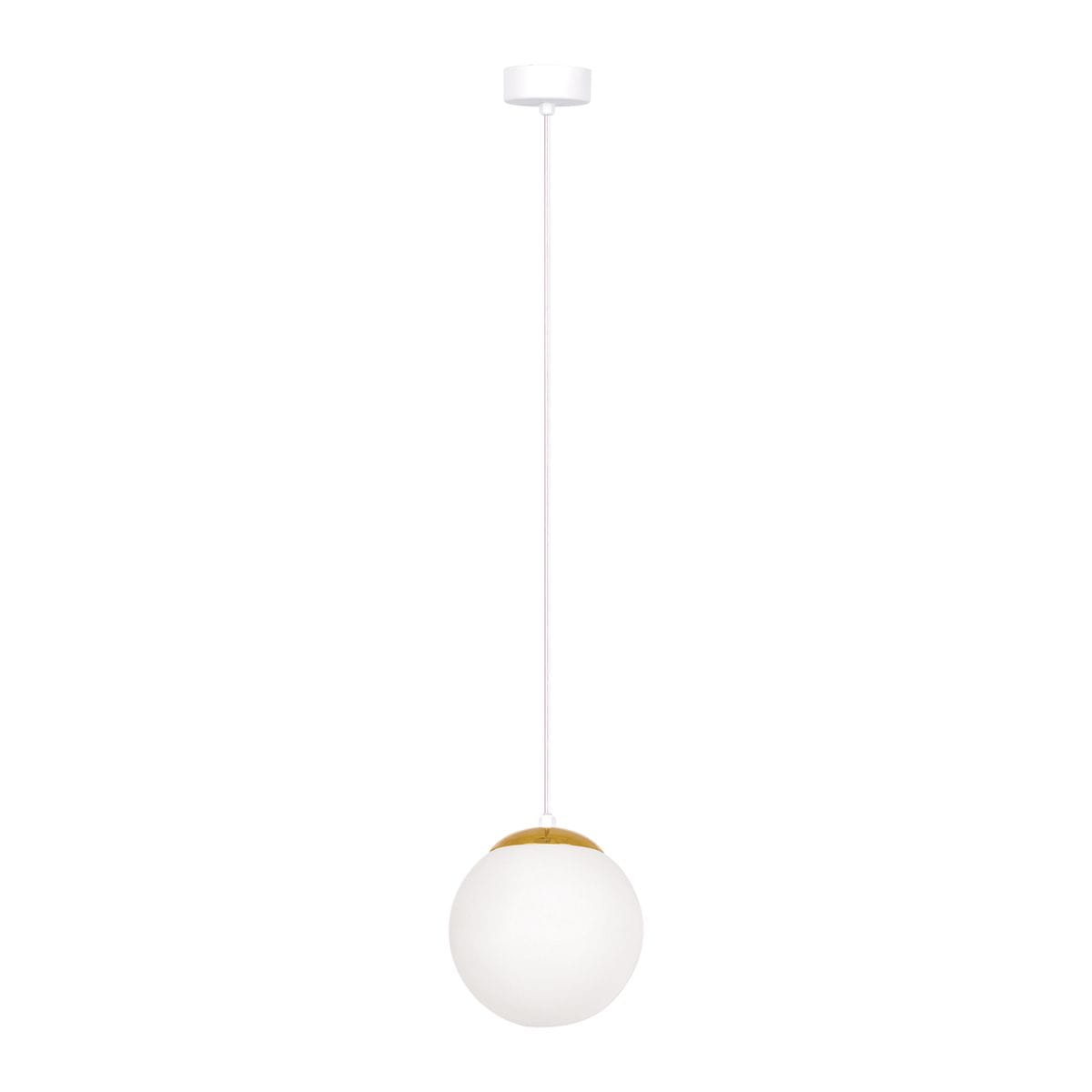Lampa wisząca Elmo D16 z jednym źródłem światła E14. Okrągła, biała kula z matowego szkła z złotym wykończeniem na górze. Zawieszona na białym kablu, w prostym, nowoczesnym stylu. Tło białe, co podkreśla elegancki design lampy.