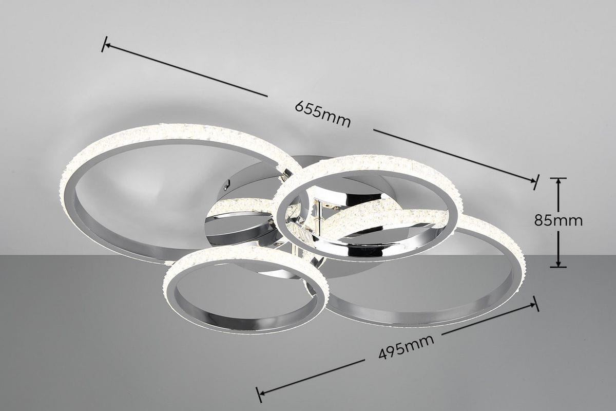 Lampa sufitowa Cires z czterema źródłami LED, moc 27W, barwa 4000K. Chromowana konstrukcja z trzema okrągłymi elementami, każdy z białą, teksturowaną oprawą. Wymiary: 655mm x 495mm, wysokość 85mm. Montaż do sufitu, widok z góry.