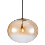 Lampa wisząca Campania z jedną żarówką E27, o okrągłym kształcie, z bursztynowego, przezroczystego szkła z dolną białą częścią. Złote wykończenie u podstawy, zawieszona na czarnym przewodzie. Stojąca w górze, na jednolitym tle.