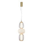 Lampa wisząca Caro w kolorze złotym z jednym źródłem światła LED o mocy 28W. Składa się z trzech różnych kloszy: przezroczystego, matowego i teksturowanego, zawieszona na cienkim przewodzie.
