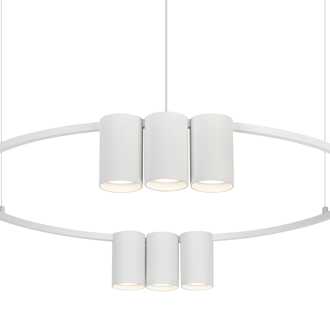 Lampa wisząca Genesis z 10 gniazdami GU10 w białym kolorze. Posiada cylindryczne klosze zawieszone na okrągłym stelażu. Ujęcie frontalne, produkt wiszący, na jednolitym tle.