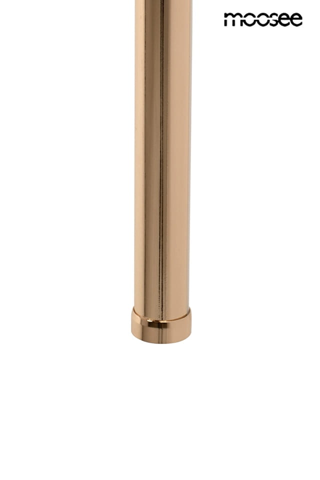 Lampa wisząca Ombre 80 w kolorze złotym, wykonana z metalowego materiału. Widoczna część to gładki, cylindryczny element mocujący, z wykończeniem w połysku. Lampa przeznaczona do zastosowania z żarówką LED o mocy 9W.