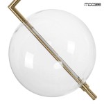 Lampa wisząca Echo z przezroczystą kulą i złotym metalowym uchwytem, z widoczną żarówką LED 3W. Zbliżenie na detal konstrukcji, w pozycji wiszącej, na jednolitym tle. Wysoka jakość materiałów i nowoczesny design.