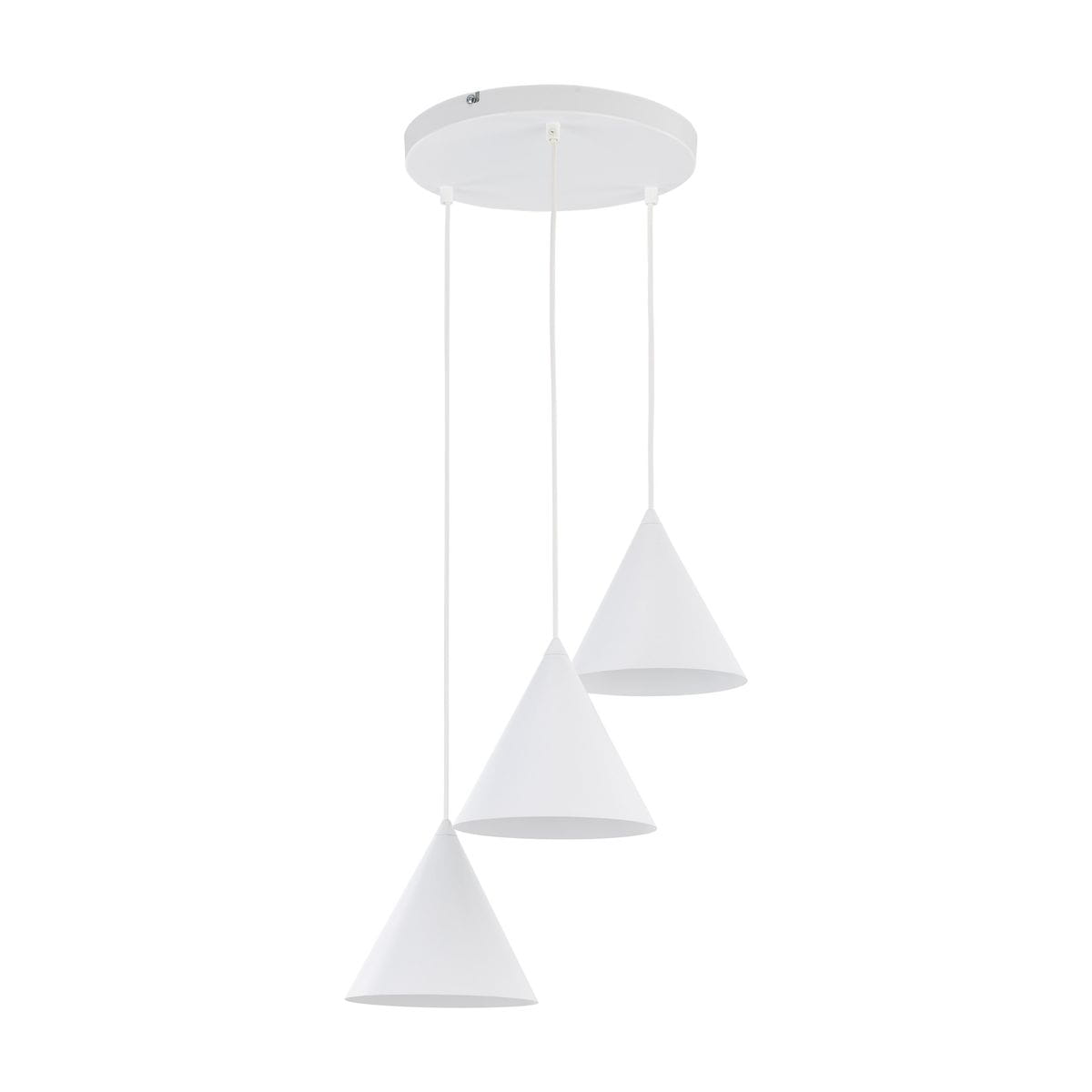 Lampa wisząca Cono z trzema kloszami w kształcie stożków, wykonana w białym kolorze. Ułożona w pionie, zawieszona na białych linkach z okrągłym mocowaniem sufitowym. Wymaga trzech żarówek E27.