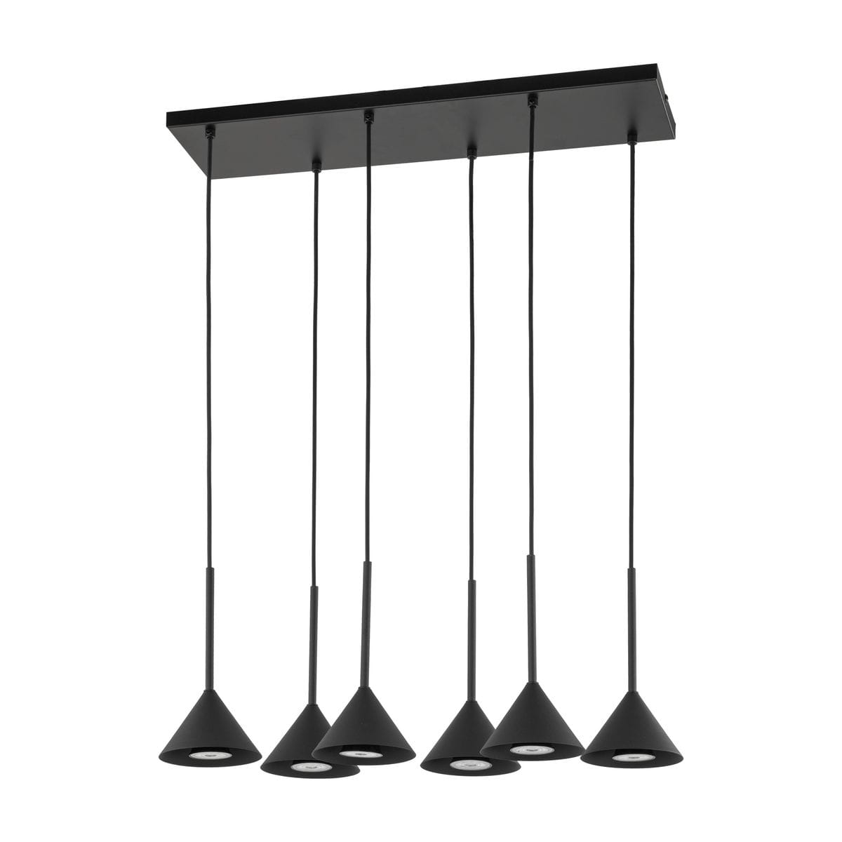 Lampa wisząca Cono w kolorze czarnym z sześcioma kloszami w kształcie stożków, zawieszona na długich kablach. Klosze przeznaczone na żarówki GU10, zamontowane na prostokątnej podstawie. Prosty i nowoczesny design.