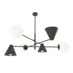 Lampa wisząca Hermes w kolorze czarnym, o nowoczesnym designie, z trzema kloszami w kształcie stożków oraz trzema okrągłymi kulami. Umożliwia montaż źródeł światła E27 i E14. Produkt prezentowany w ujęciu frontalnym, zawieszony na suficie.