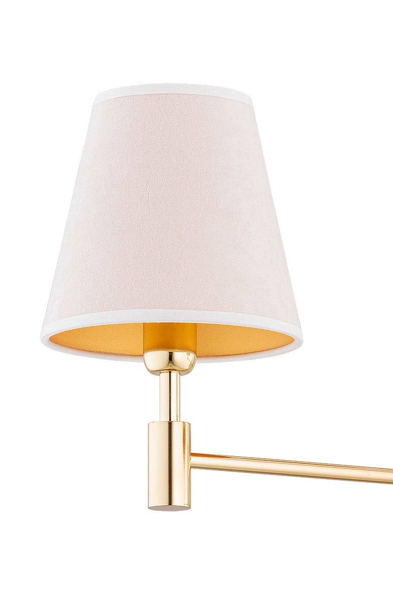 Żyrandol Astrit 3xE14 w kolorze złotym. Trzy klosze w kształcie stożka, wykonane z materiału, w jasnym kolorze z wewnętrzną złotą powłoką. Produkt zamontowany, widok z przodu, ukazujący detale mocowania i wykończenia.