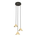 Lampa wisząca Elit 3xGX53 w kolorze czarnym i złotym, z trzema stożkowymi kloszami zawieszonymi na cienkich czarnych przewodach. Montowana na okrągłej podstawie sufitowej. Klosze mają połyskujące wykończenie, tworząc nowoczesny wygląd.