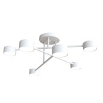 Biała lampa sufitowa Halo z sześcioma źródłami światła GX53, o minimalistycznym designie. Produkt montowany na suficie, z okrągłą podstawą i wygiętymi ramionami, układającymi się w nowoczesny wzór.