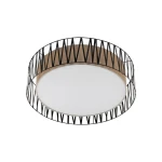 Lampa sufitowa Harmony D72 z czarną metalową konstrukcją i brązowym wykończeniem, o okrągłym kloszu z białego szkła. Ujęcie z dołu, pokazujące detal wzoru na obramowaniu. Produkt przeznaczony do montażu sufitowego, z miejscem na cztery żarówki E27.