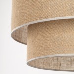 Lampa wisząca Calisto D50 z materiałowym kloszem w kolorze brązowym, z białą krawędzią. Widoczny detal tekstury tkaniny, zbliżenie na dwa pierścienie klosza, zawieszona w pozycji pionowej. Idealna do nowoczesnych wnętrz.