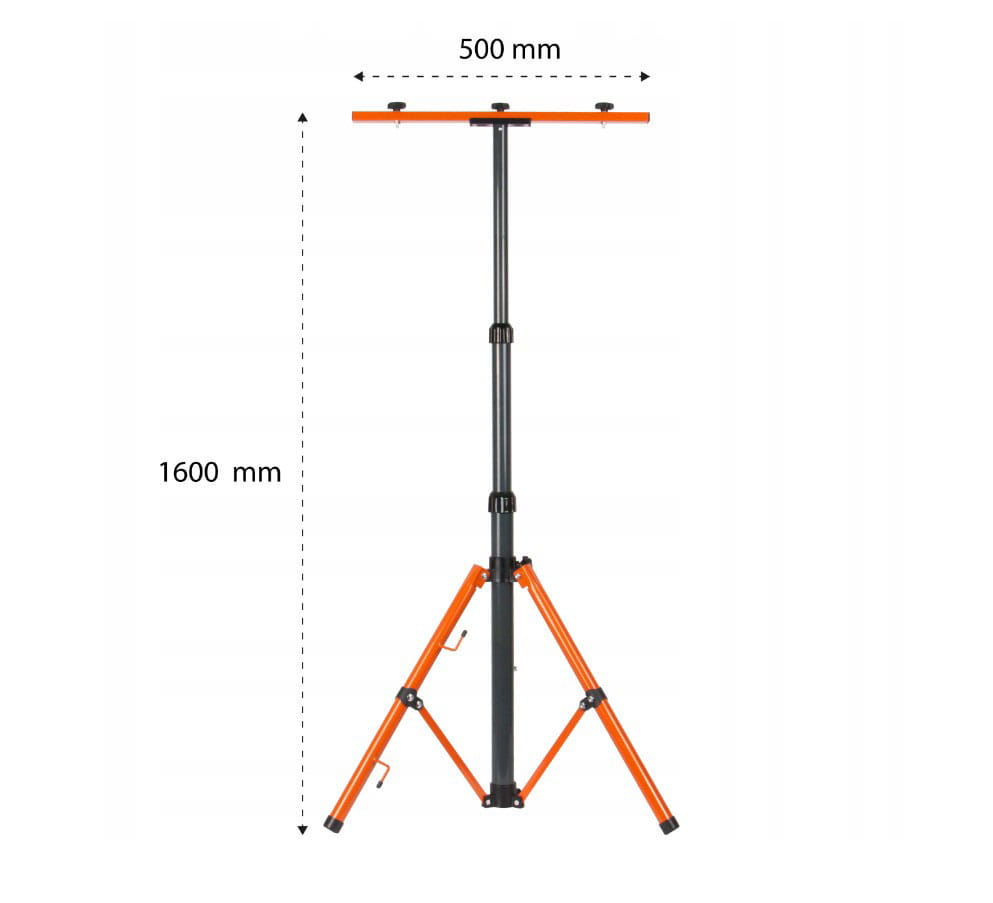Naświetlacz LED przenośny na statywie, wysokość 1600 mm, szerokość 500 mm. Statyw w kolorze czarnym z pomarańczowymi elementami, stabilne nogi rozstawione w trójnogu. Produkt idealny do oświetlenia w różnych warunkach.