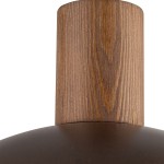 Brązowa lampa wisząca Oslo z oprawą w kształcie klosza oraz drewnianym elementem u góry. Widok z góry na połączenie materiałów: matowy brąz i teksturowane drewno. Produkt przeznaczony do montażu z żarówką E27.