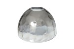 Klosz szklany Mori w kształcie półkuli o średnicy 150 mm, wykonany z transparentnego grafitowego szkła. Posiada gładką powierzchnię z delikatnym wzorem, widoczny otwór na górze, umieszczony w pozycji stojącej.