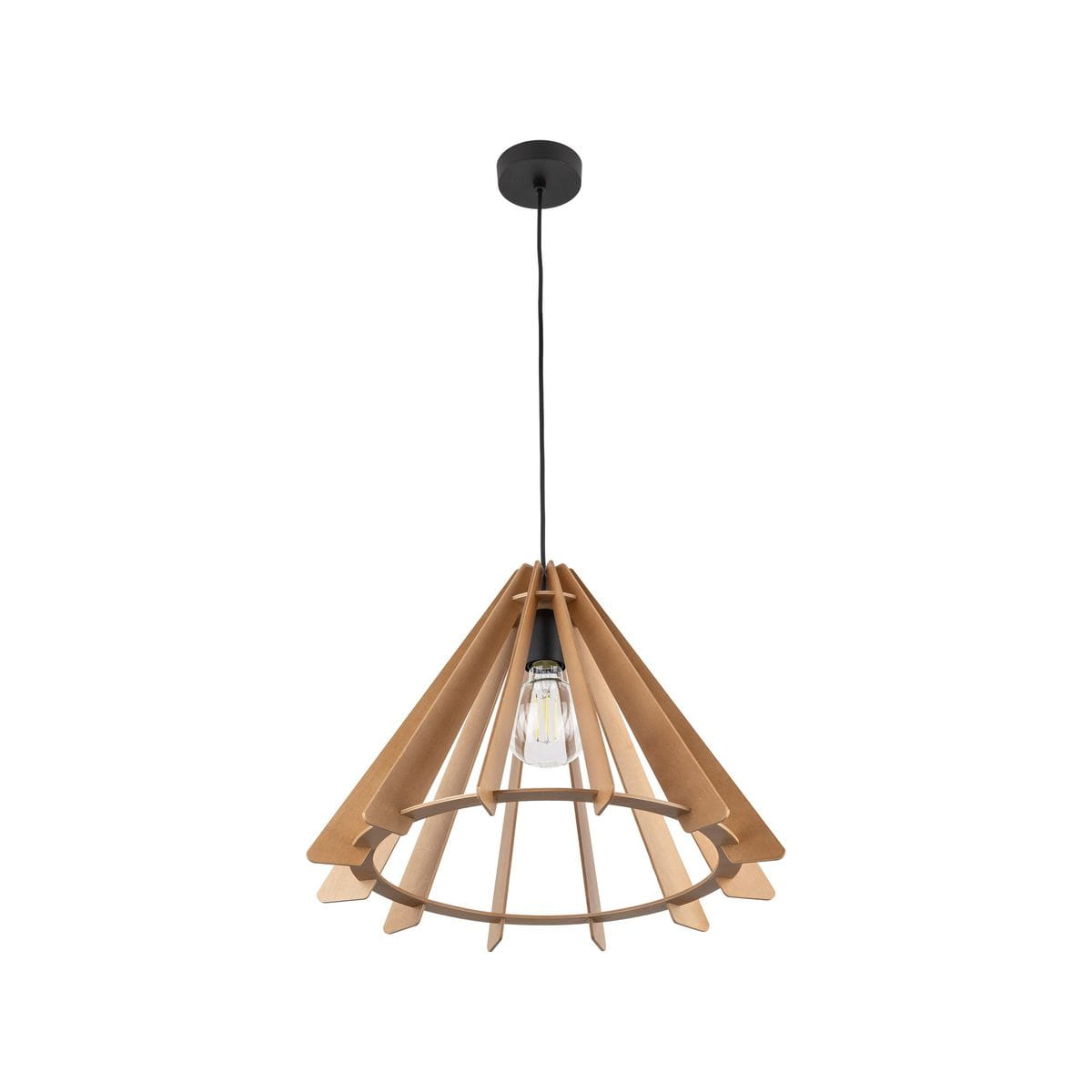 Lampa wisząca Eris z czarnym stelażem i kloszem z jasnego drewna, w kształcie stożka z otwartym wnętrzem, zawieszona na czarnym przewodzie. Wnętrze klosza widoczna żarówka E27. Proste tło podkreśla nowoczesny design.