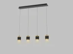 Lampa wisząca Toulouse z czterema oprawami LED, w kolorze czarnym z złotymi detalami. Ułożona równolegle, zawieszona na cienkich linkach z metalowym stelażem. Oświetlenie ma nowoczesny, minimalistyczny design.