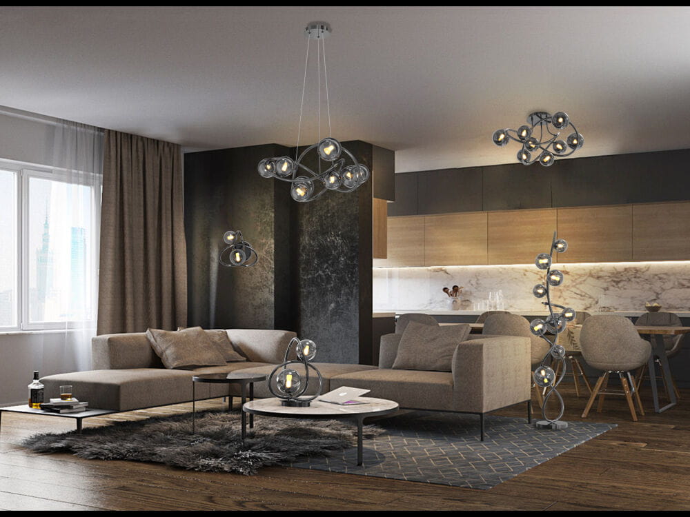 Lampa wisząca Nancy z 14 gwintami G9, w kolorze czarnym z chromowanymi akcentami i dymionymi kloszami. Zawieszona w nowoczesnym wnętrzu, w otoczeniu mebli w neutralnych kolorach, na tle ciemnej ściany i jasnej kuchni.