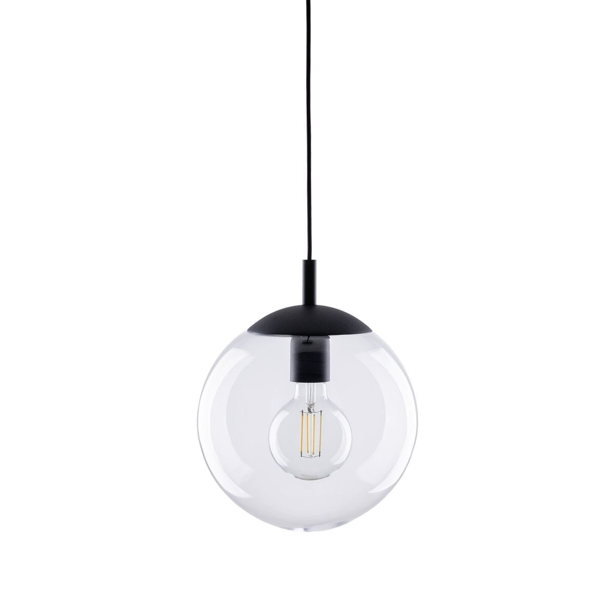 Lampa wisząca Esme D25 z oprawą w kolorze czarnym i transparentnym kloszem, zawieszona na cienkim przewodzie. Wnętrze klosza wypełnia żarówka E27, widoczna przez szklany materiał. Kształt okrągły, minimalistyczny design.