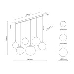 Lampa wisząca Esme w kolorze czarnym i białym, z sześcioma kulistymi kloszami o średnicach 180 mm, 250 mm i 300 mm. Wymiary: 1300 mm szerokości i 1500 mm długości. Umieszczona na prostokątnej podstawie, zawieszona na linkach o długości 300 mm.