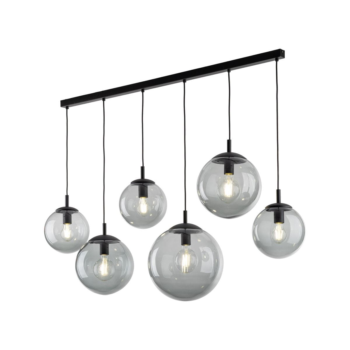 Lampa wisząca Esme z sześcioma oprawami E27 w kolorze czarnym i grafitowym. Szklane klosze w kształcie kul, różnej wielkości, zawieszone na cienkich przewodach. Montaż podwieszany, idealna do nowoczesnych wnętrz.