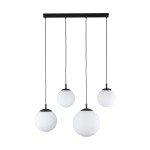 Lampa wisząca Esme w kolorze czarnym i białym z czterema kulistymi kloszami z mlecznego szkła. Klosze zawieszone na cienkich linkach, umieszczone na prostokątnej, czarnej podstawie. Idealna do nowoczesnych wnętrz.