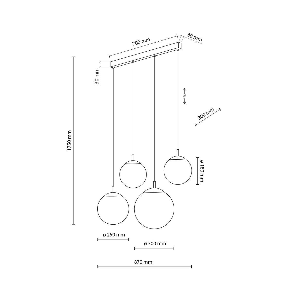 Lampa wisząca Esme z czterema kulistymi kloszami, w kolorze czarno-białym. Wymiary: długość 870 mm, wysokość 1750 mm, średnica kloszy 250 mm i 300 mm. Montaż na suficie, z regulowanymi przewodami.