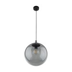 Lampa wisząca Esme D35 z jednym gniazdem E27, w kolorze czarnym i grafitowym. Posiada okrągły, przezroczysty klosz w odcieniu szarym, zawieszona na cienkim, czarnym przewodzie. Widok frontalny, produkt przeznaczony do wnętrz.
