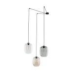 Lampa wisząca Elio 3xE27 w kolorze czarnym z multikolorowymi kloszami. Trzy szklane klosze w różnych odcieniach, zawieszone na czarnych kablach. Ujęcie z boku, ukazujące różne wysokości kloszy.