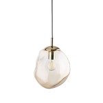 Lampa wisząca Sol D25 z oprawą w kolorze złotym i kloszem bursztynowym, zawieszona na czarnym przewodzie. Kształt klosza przypomina naturalny kamień, z widoczną żarówką E27 wewnątrz.