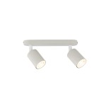 Beżowa lampa sufitowa Livia z dwoma punktami świetlnymi GU10, zamontowana na prostokątnej podstawie, z lekko nachylonymi kloszami. Lampa wisi na białych uchwytach, o nowoczesnym designie, doskonała do oświetlenia wnętrz.