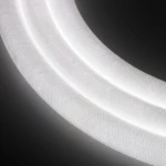 Lampa wisząca Fantasia 2xLED/35W w kolorze czarnym, z dwiema równoległymi, białymi liniami światła. Produkt z widocznymi detalami struktury, podwieszony, w minimalistycznym stylu, na ciemnym tle.