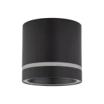 Lampa sufitowa Jet w kolorze czarnym z metalowym akcentem. Okrągły kształt, montowana na suficie, przeznaczona na jedną żarówkę GX53. Gładka, matowa powierzchnia, bez widocznych zdobień.