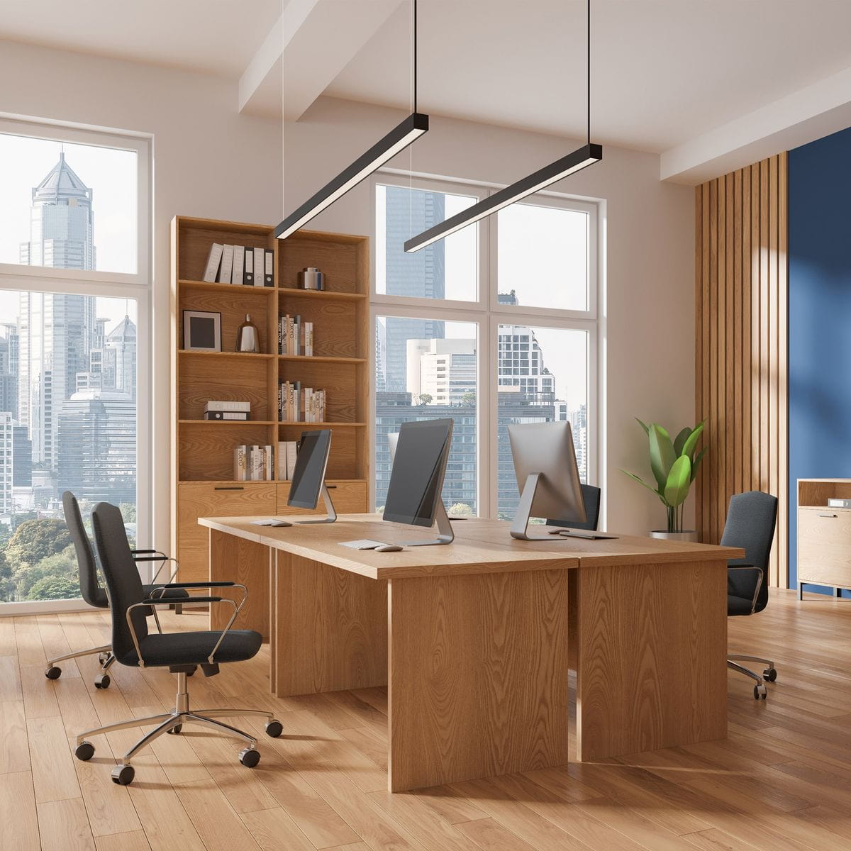 Lampa wisząca Luxe IP54 1xLED/40W w kolorze czarnym, umieszczona w biurze. Oświetlenie w kształcie prostokątnej belki, zawieszone nad biurkiem. W tle widoczne duże okna oraz drewniane meble biurowe.