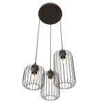 Lampa wisząca Vander 3xE27 w kolorze czarnym z trzech metalowych kloszy w formie siatki. Ułożona w dół, zamontowana na okrągłej podstawie. Widoczne żarówki w środku kloszy, które nadają industrialny charakter.