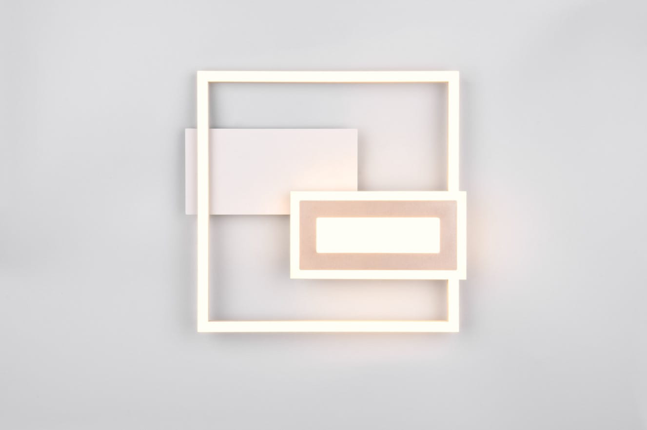 Szara lampa sufitowa Spiro z dwoma źródłami światła LED o mocy 22W, o nowoczesnym, geometrycznym kształcie. Elementy o różnych wymiarach, z wyraźnymi liniami i podświetleniem, zamontowane na prostym tle.