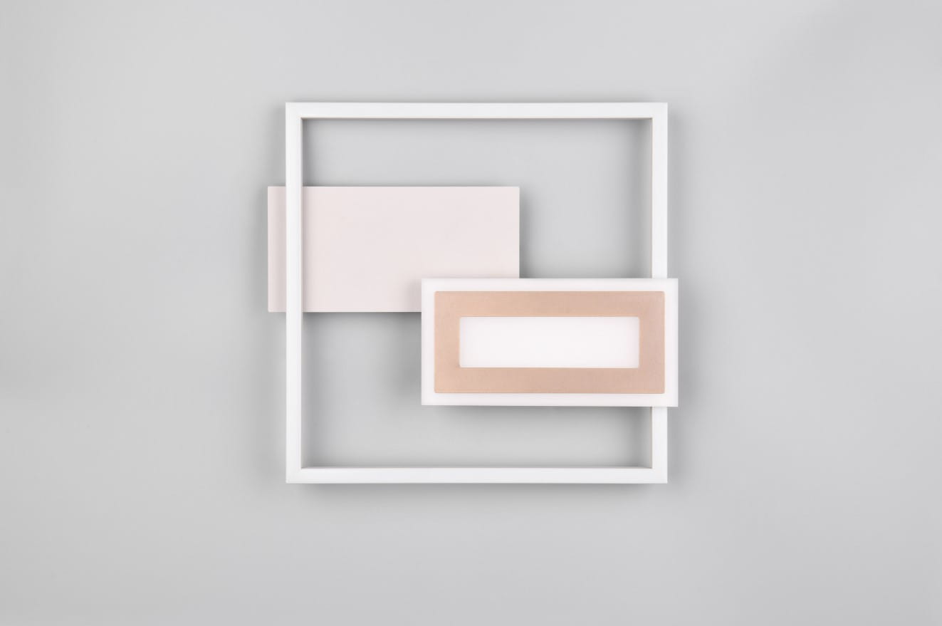 Lampa sufitowa Spiro w kolorze szarym, z dwiema diodami LED o mocy 22W. Posiada nowoczesny, geometryczny design z prostokątnymi i kwadratowymi elementami, zamontowana na jasnym tle.