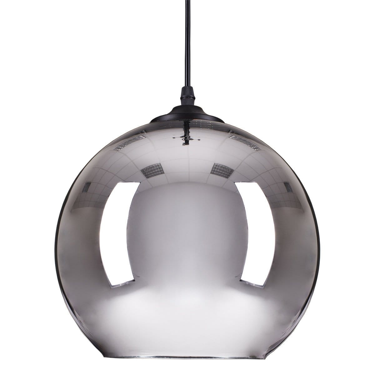 Lampa wisząca Mirror Glow D30 z chromowanym kloszem w kształcie kuli. Oświetlenie z miejscem na żarówkę E27, zawieszone na czarnym przewodzie. Klosz odbija światło i otoczenie, co tworzy efektowne wrażenie wizualne.